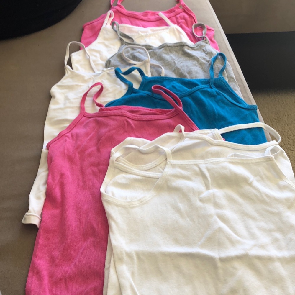 Size M, girls undershirts! fruit of the loom! 10!!